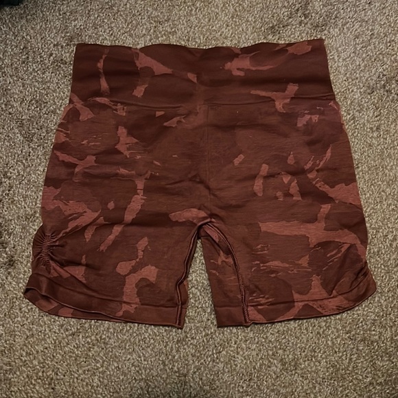 Gymshark Red Camo Shorts - Picture 2 of 2